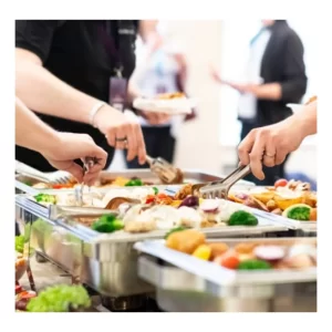 buffet almoço evento pioneira Itaim Bibi SP equipe especializada montagem completa cardápio variado mini sanduíches salgados doces massas churrasco saladas atendimento profissional